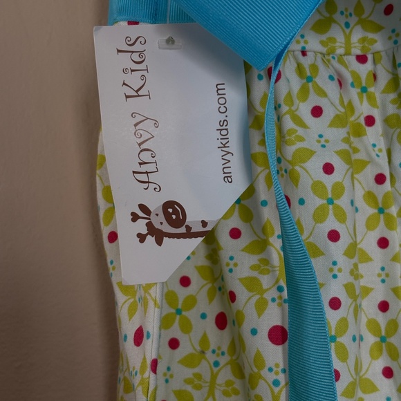 Anvy Kids one piece outfit; ruffles, ribbon bow, buttons; size 3T; NWT - Picture 3 of 8